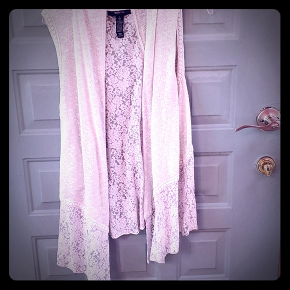 Top - Picture 1 of 2